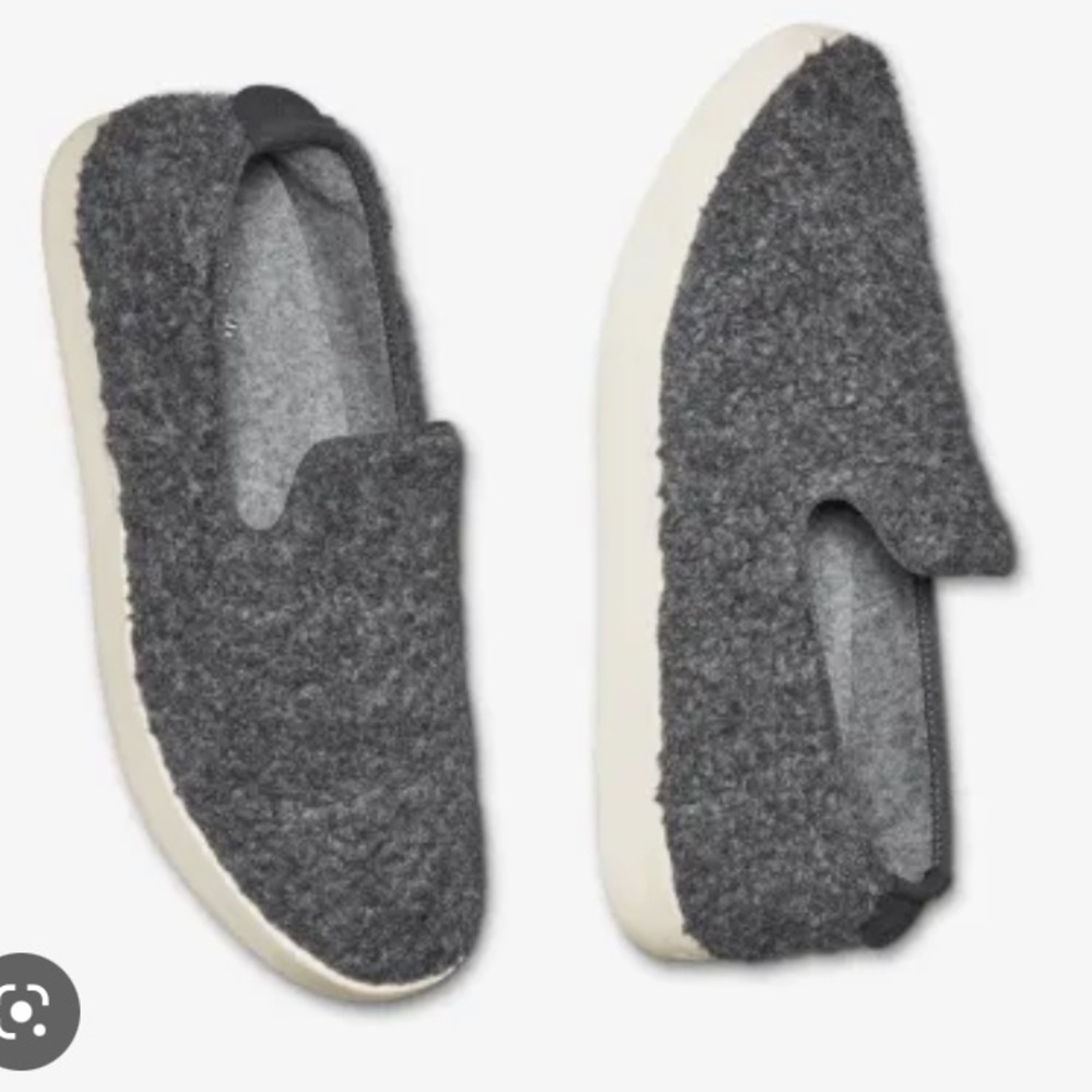 Allbirds gray Fluff Wool Loungers